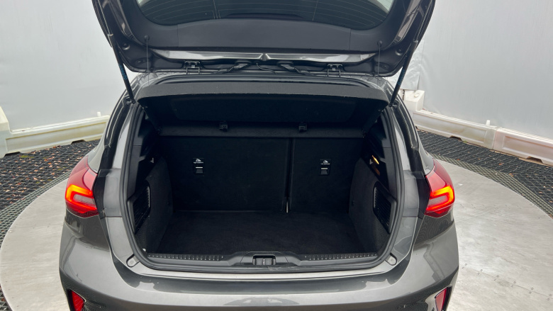 Ford Focus 1.0 EcoBoost Hybrid mHEV 155 ST-Line 5dr Petrol Hatchback